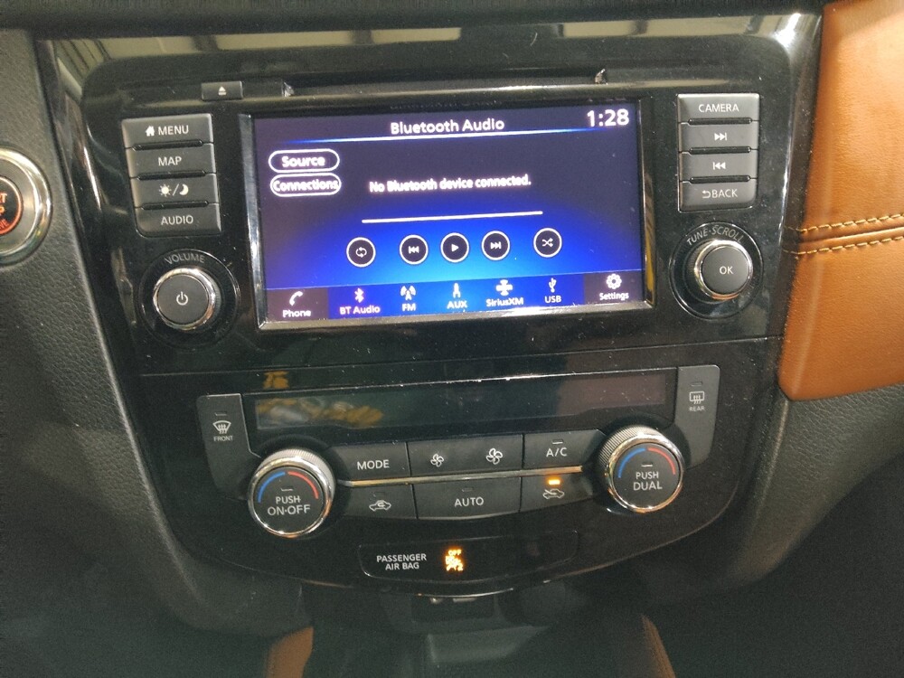 2018 Nissan Rogue in Tulsa, OK 74145 - 18090420 25