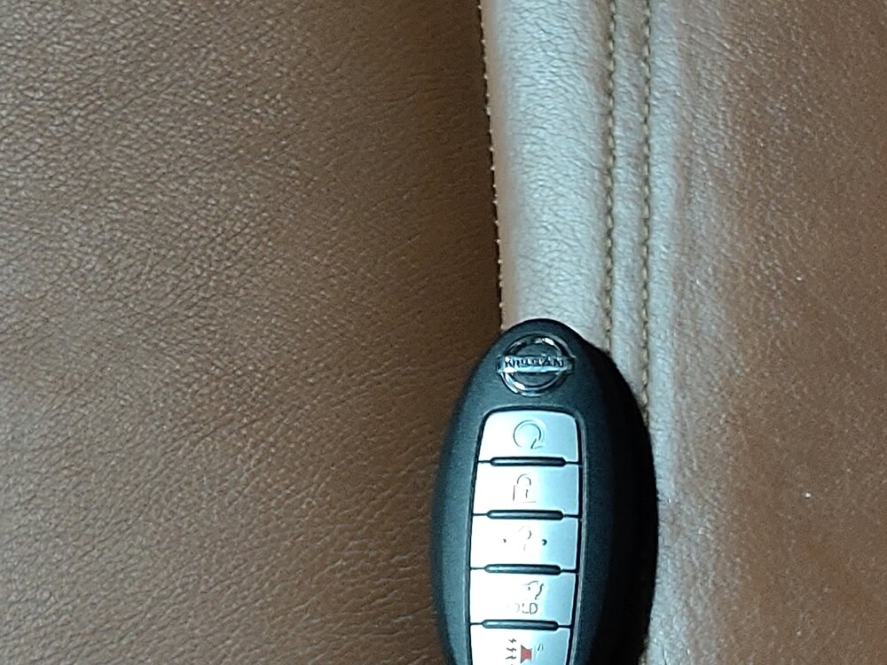 2018 Nissan Rogue in Tulsa, OK 74145 - 18090420 32