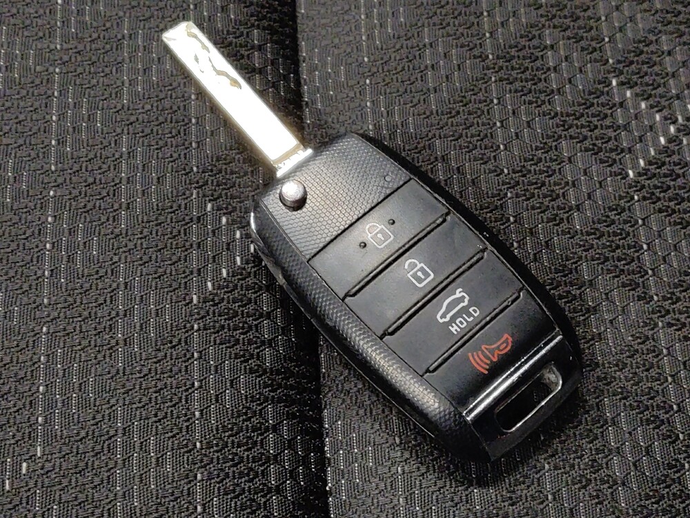 2019 Kia Rio in Albuquerque, NM 87123 - 18090427 32