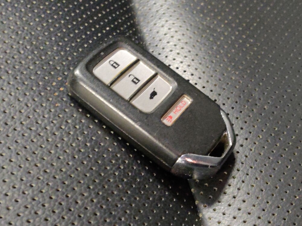 2016 Honda CR-V in Mesa, AZ 85210 - 18090428 32