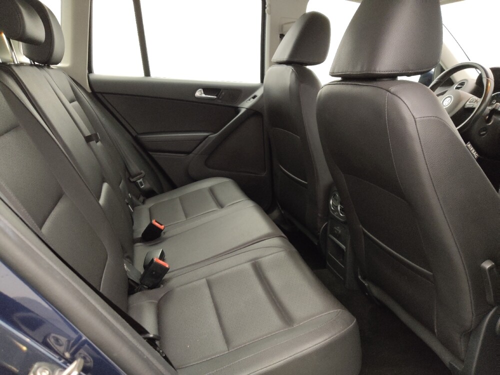 2016 Volkswagen Tiguan in Lakeland, FL 33815 - 18090433 19