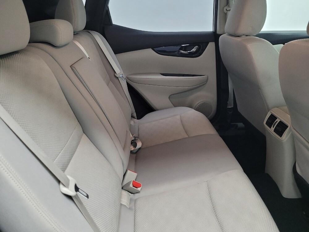 2019 Nissan Rogue Sport in Las Vegas, NV 89104 - 18090440 19