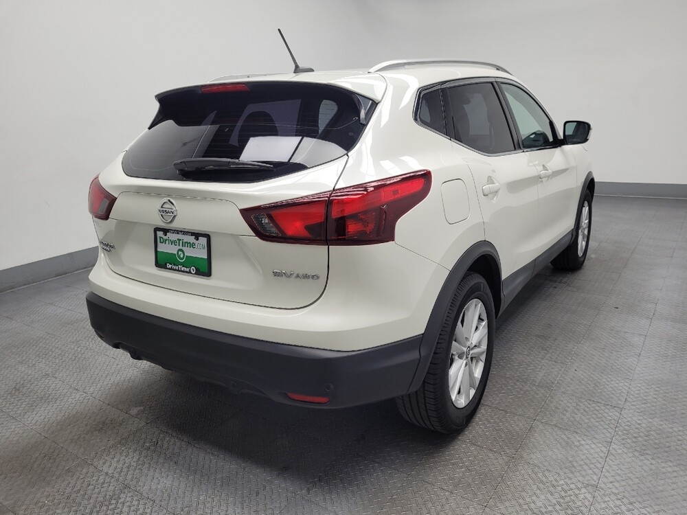 2019 Nissan Rogue Sport in Las Vegas, NV 89104 - 18090440 9