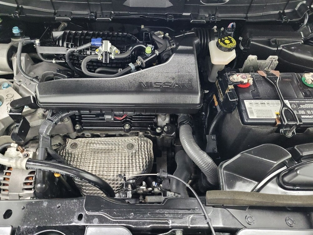 2018 Nissan Rogue in Las Vegas, NV 89102 - 18090443 30