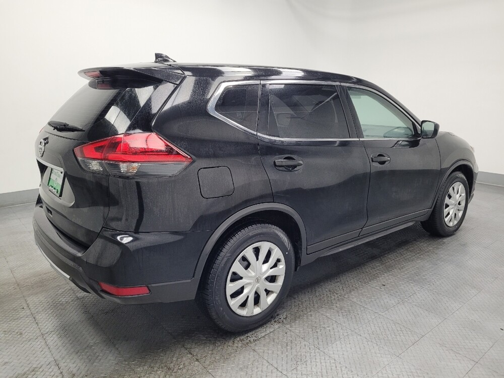 2018 Nissan Rogue in Las Vegas, NV 89102 - 18090443 10