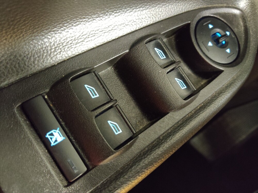 2018 Ford Escape in Houston, TX 77074 - 18090444 27