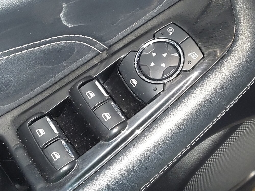 2019 Ford Edge in Gainesville, FL 32609 - 18090447 27