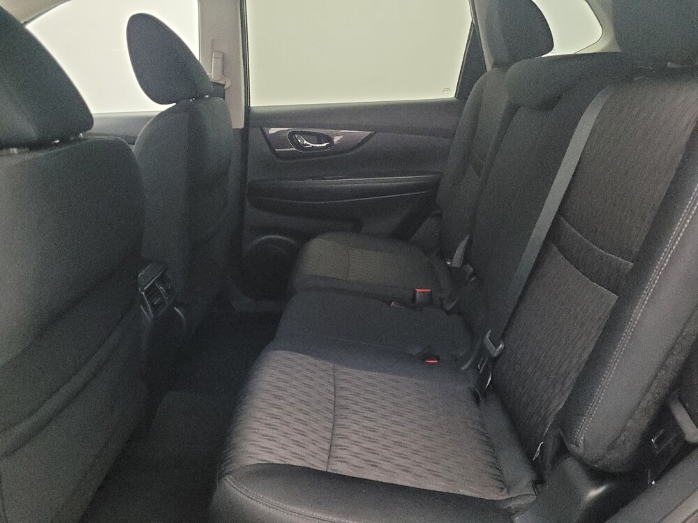 2019 Nissan Rogue in Jacksonville, FL 32210 - 18090450 18