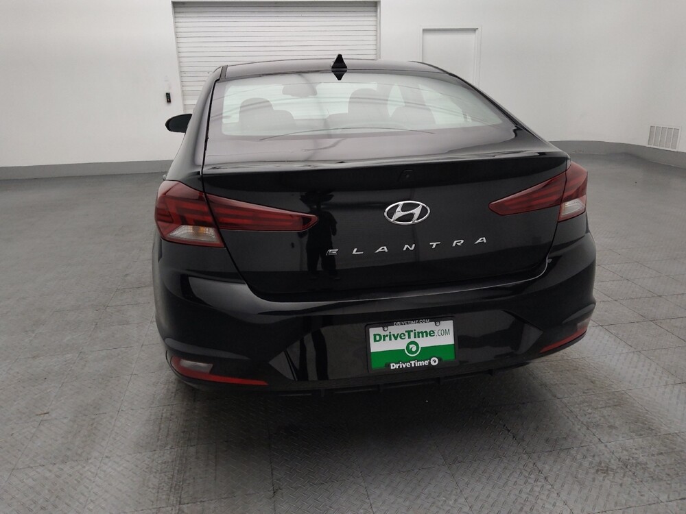 2019 Hyundai Elantra in Savannah, GA 31419 - 18090451 6