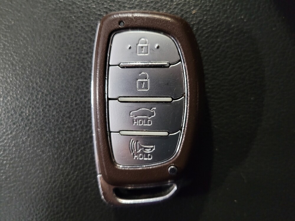 2019 Hyundai Elantra in Savannah, GA 31419 - 18090451 32