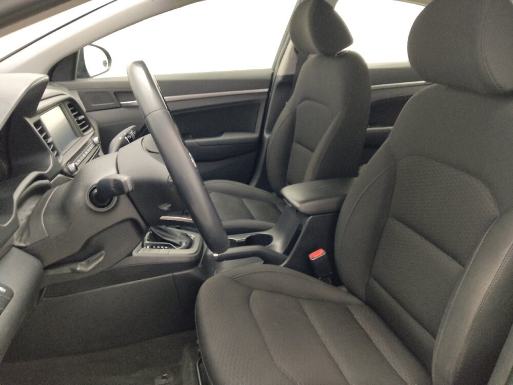 2019 Hyundai Elantra in Savannah, GA 31419 - 18090451 17