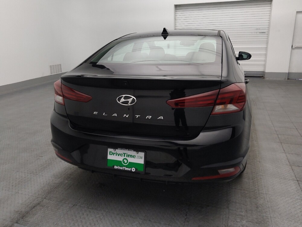 2019 Hyundai Elantra in Savannah, GA 31419 - 18090451 7