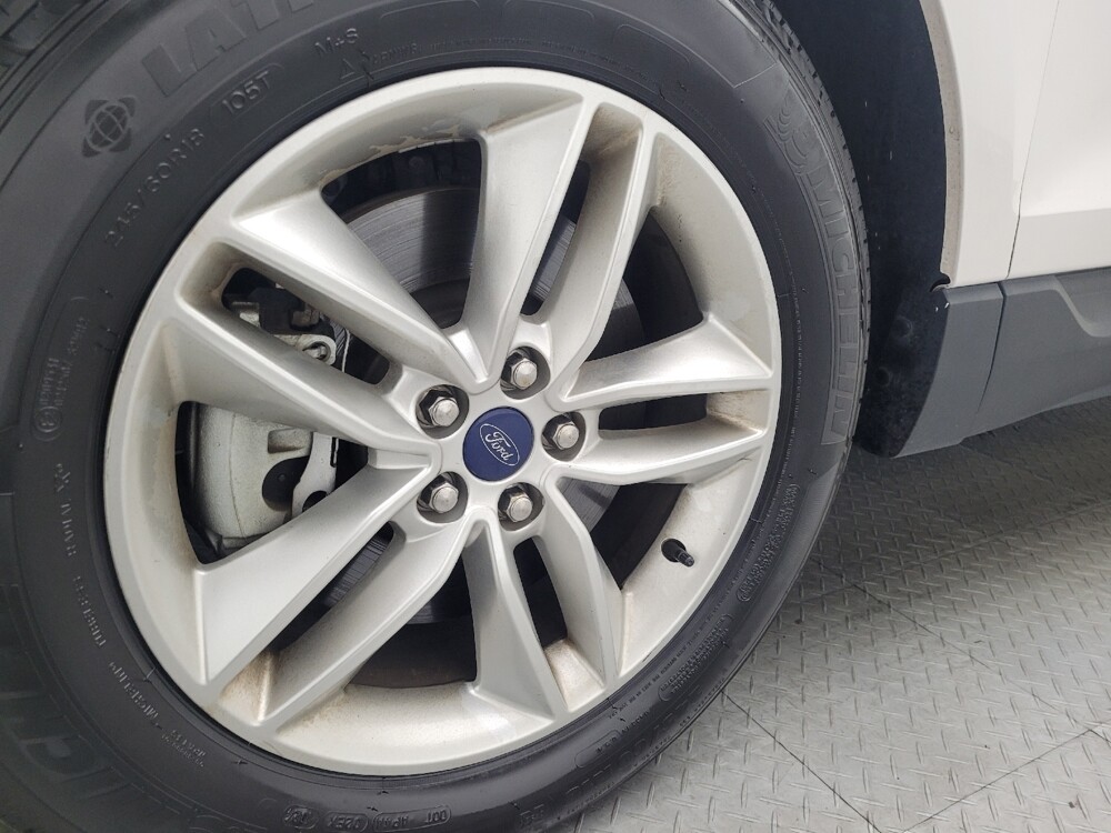 2017 Ford Edge in Jacksonville, FL 32225 - 18090452 31