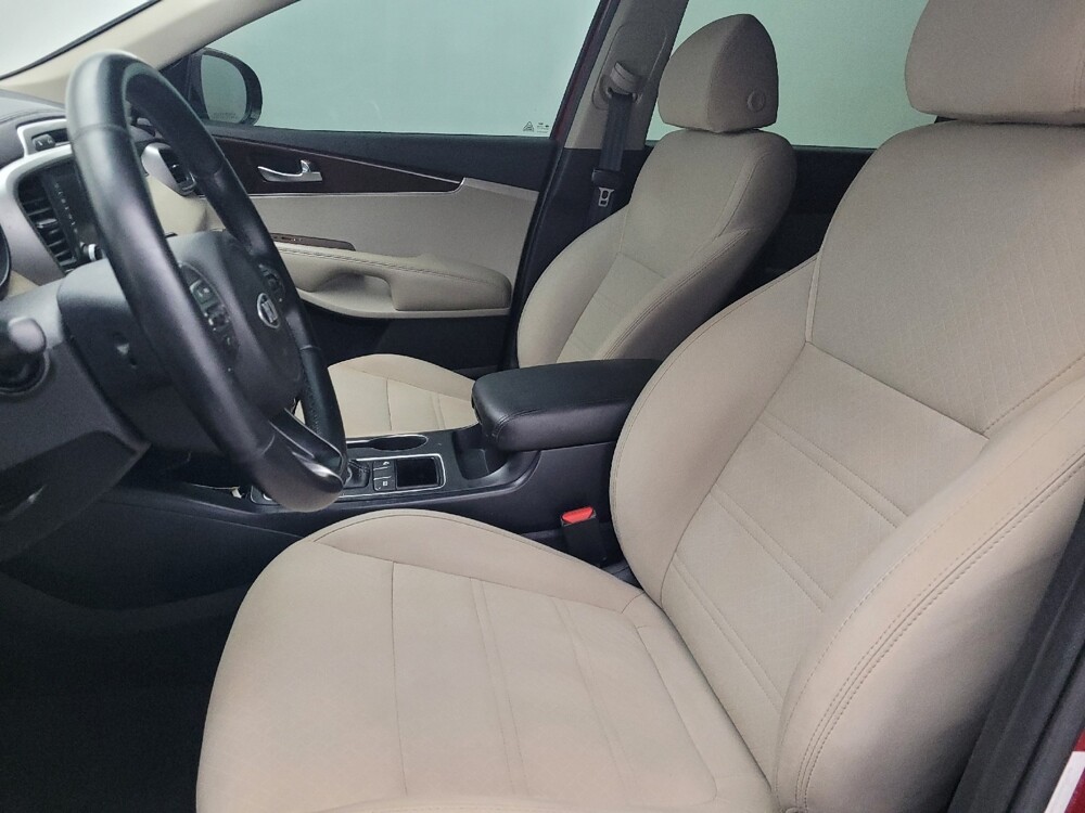 2018 Kia Sorento in West Palm Beach, FL 33409 - 18090454 17