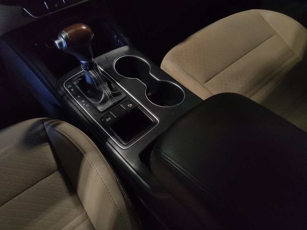 2018 Kia Sorento in West Palm Beach, FL 33409 - 18090454 26