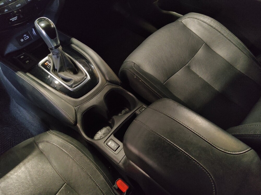 2020 Nissan Rogue in Jacksonville, FL 32210 - 18090456 26