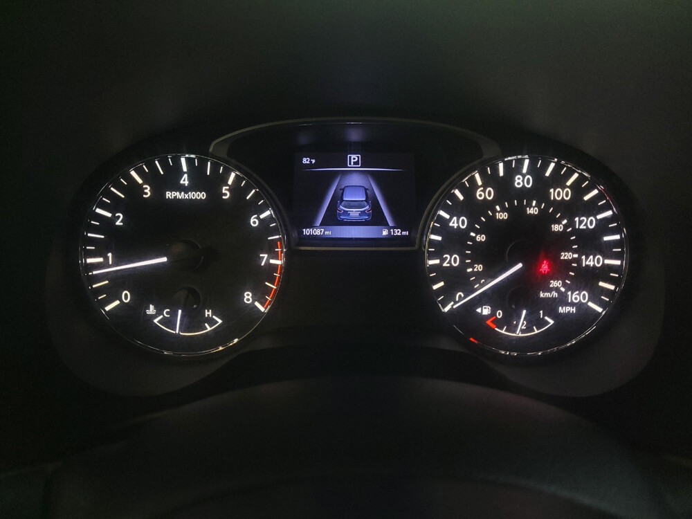 2017 Nissan Pathfinder in Charleston, SC 29414 - 18090461 23