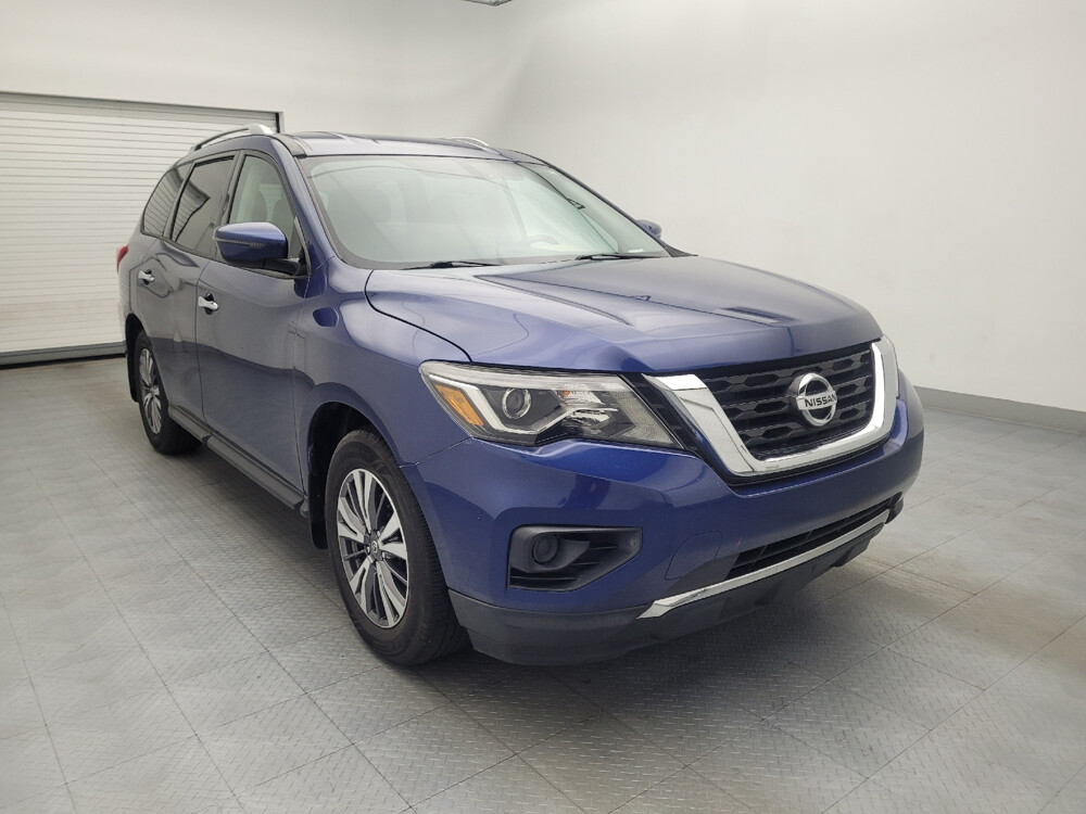 2017 Nissan Pathfinder in Charleston, SC 29414 - 18090461 13