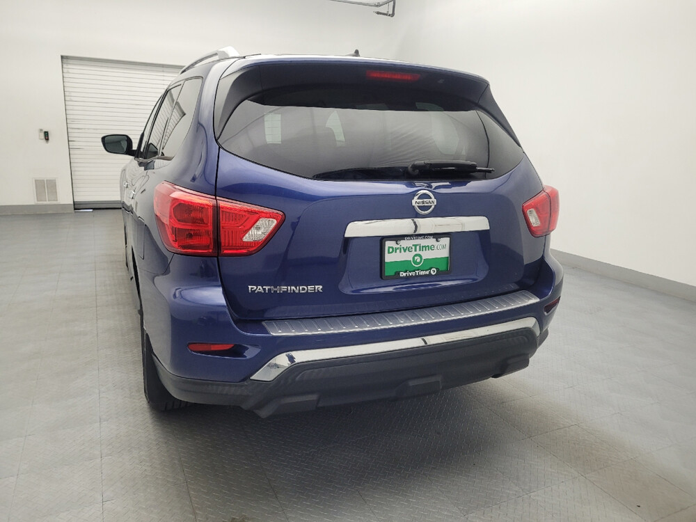 2017 Nissan Pathfinder in Charleston, SC 29414 - 18090461 6