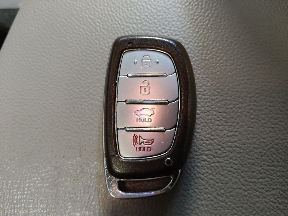 2015 Hyundai Sonata in Raleigh, NC 27604 - 18090462 32