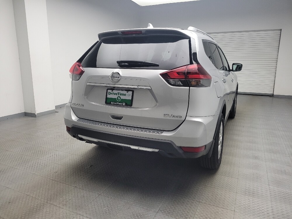 2018 Nissan Rogue in Madison, TN 37115 - 18090466 7
