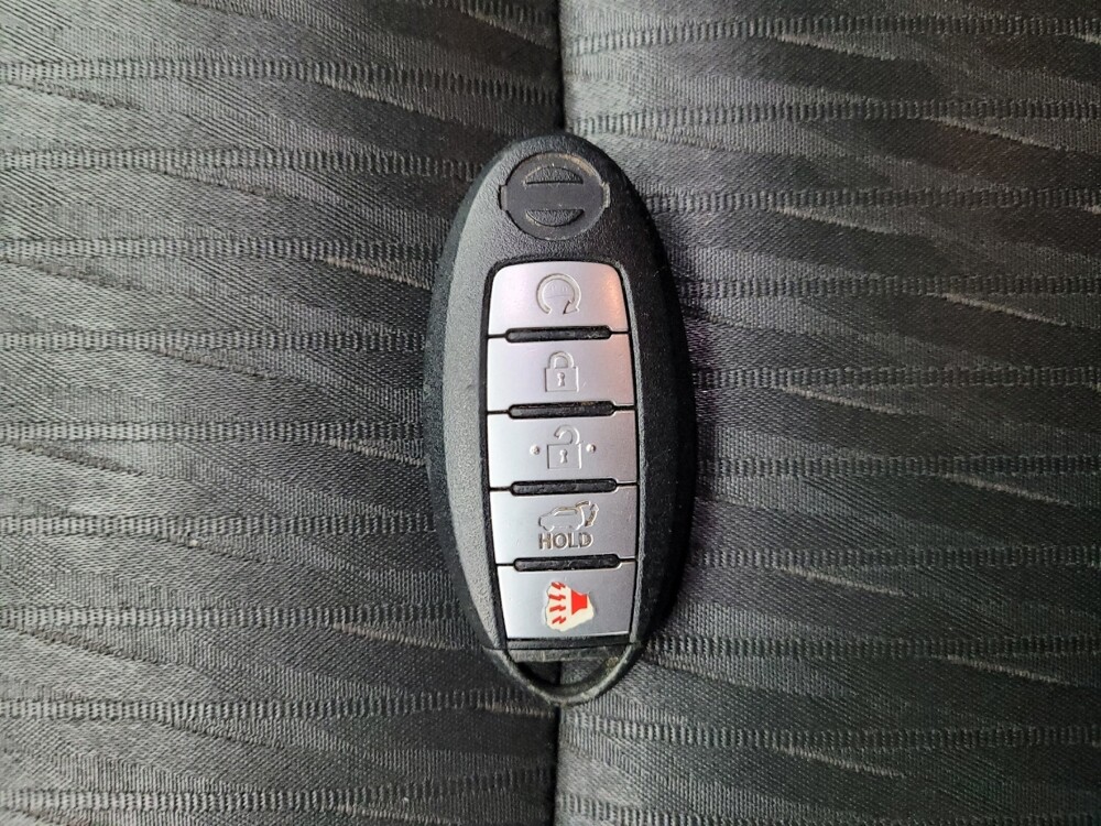 2018 Nissan Rogue in Madison, TN 37115 - 18090466 32