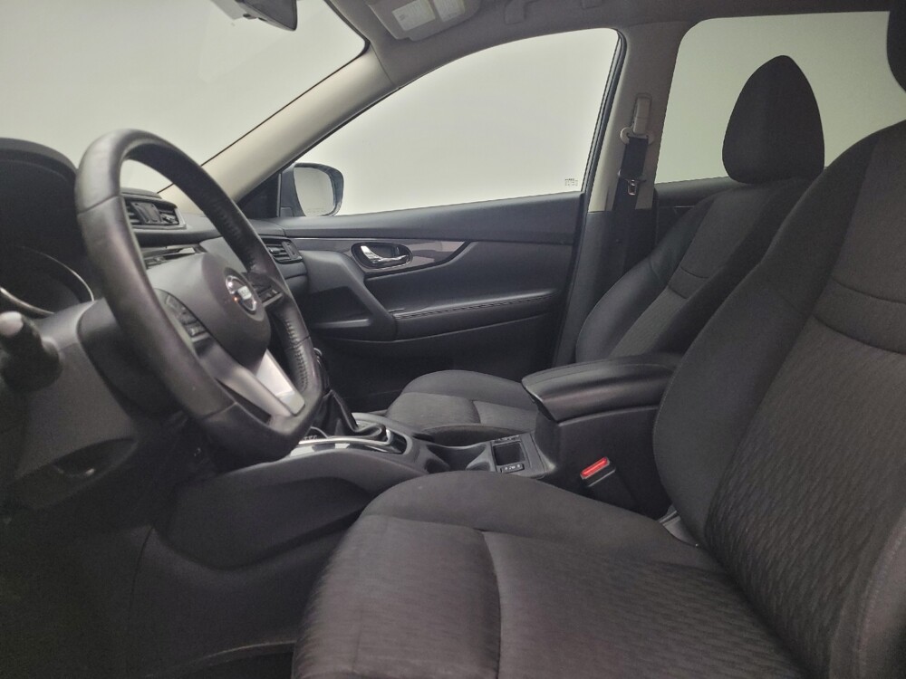 2018 Nissan Rogue in Madison, TN 37115 - 18090466 17