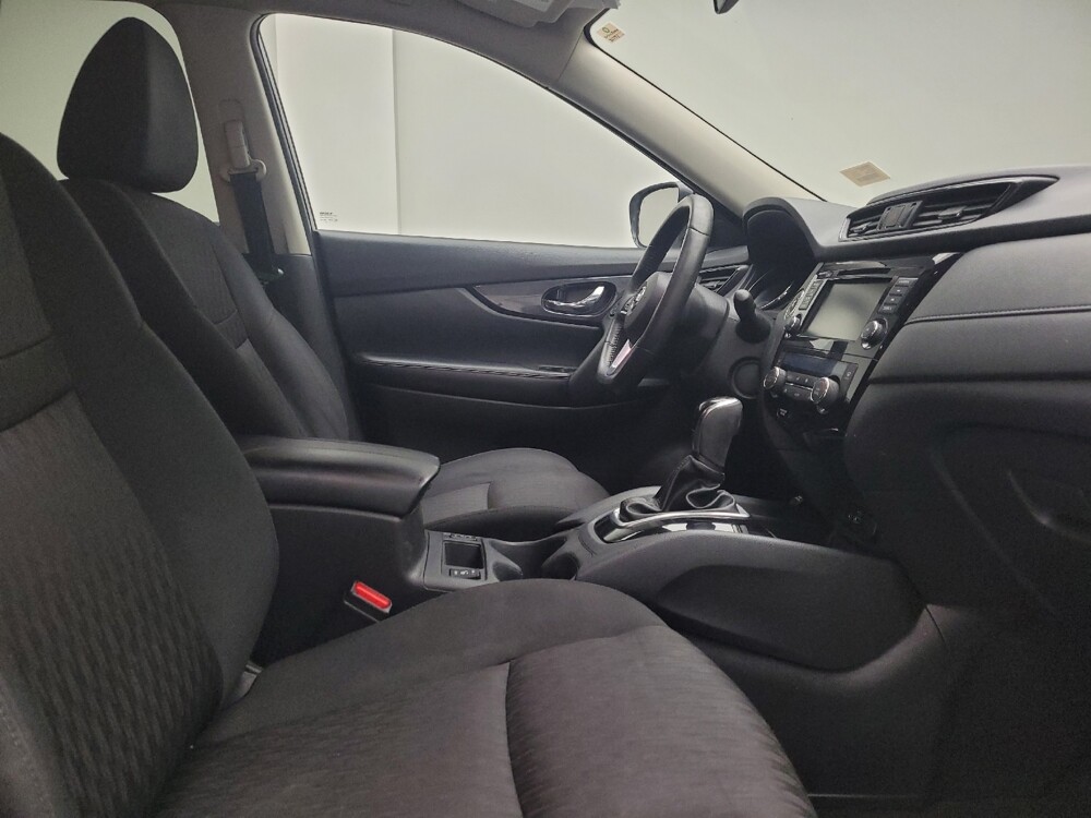 2018 Nissan Rogue in Madison, TN 37115 - 18090466 21