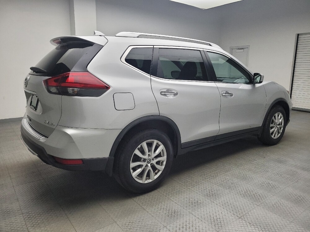 2018 Nissan Rogue in Madison, TN 37115 - 18090466 10