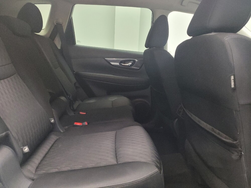 2018 Nissan Rogue in Madison, TN 37115 - 18090466 19