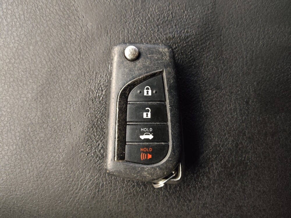 2020 Toyota Camry in Raleigh, NC 27604 - 18090468 32