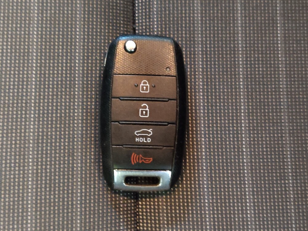 2016 Kia Forte in Wilmington, NC 28405 - 18090471 32