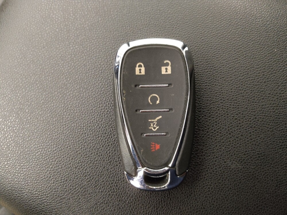 2019 Chevrolet Equinox in Colorado Springs, CO 80909 - 18090476 32