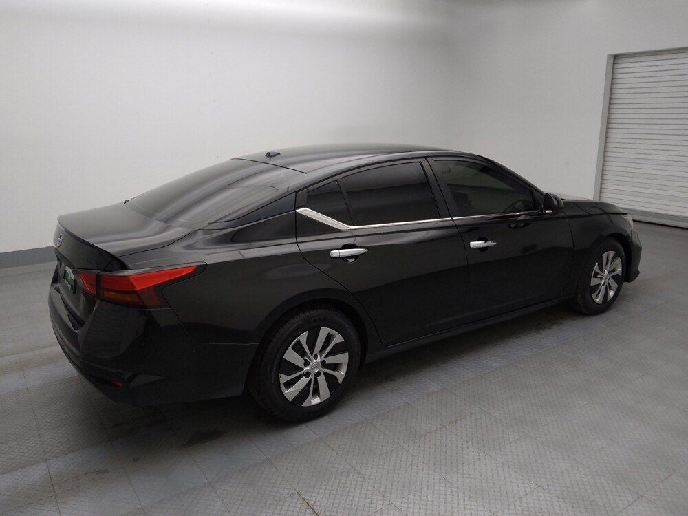 2020 Nissan Altima in Denver, CO 80012 - 18090477 10