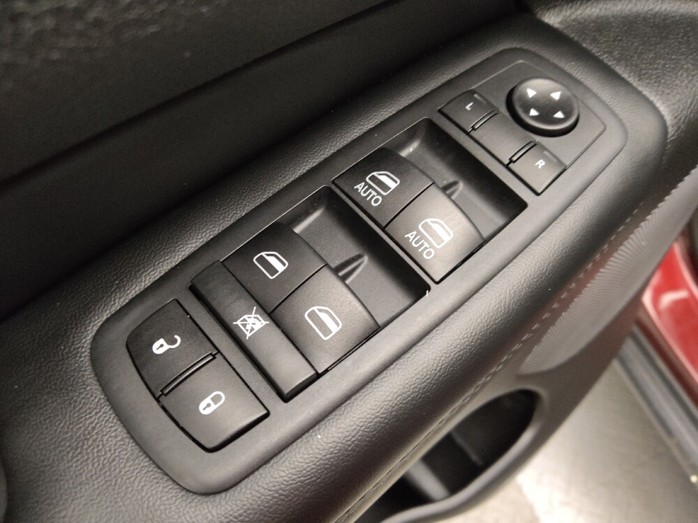 2020 Jeep Grand Cherokee in Denver, CO 80012 - 18090479 27