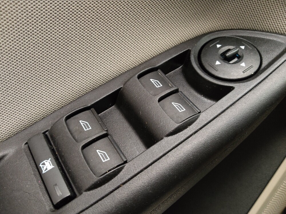 2018 Ford Focus in Denver, CO 80012 - 18090480 27