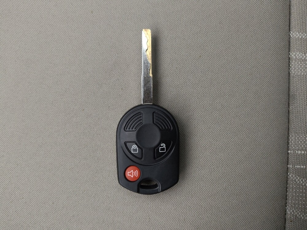 2018 Ford Focus in Denver, CO 80012 - 18090480 32