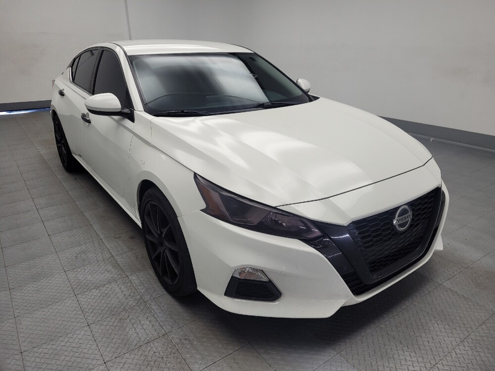 2020 Nissan Altima in Huntsville, AL 35816 - 18090482 13
