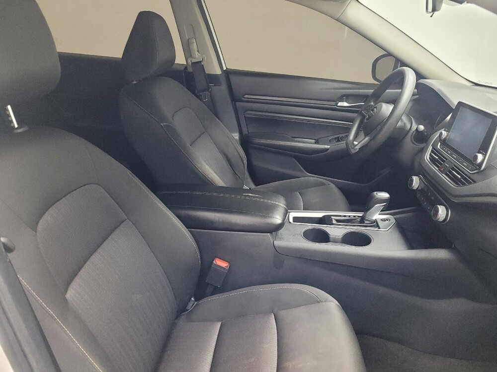 2020 Nissan Altima in Huntsville, AL 35816 - 18090482 21