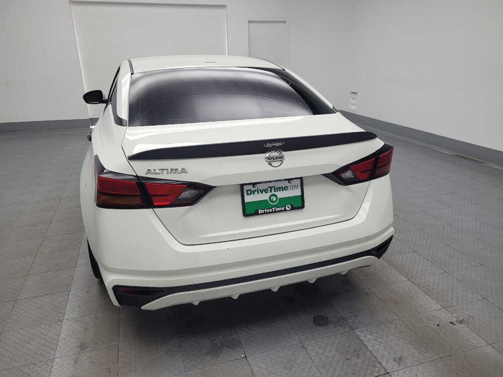 2020 Nissan Altima in Huntsville, AL 35816 - 18090482 6