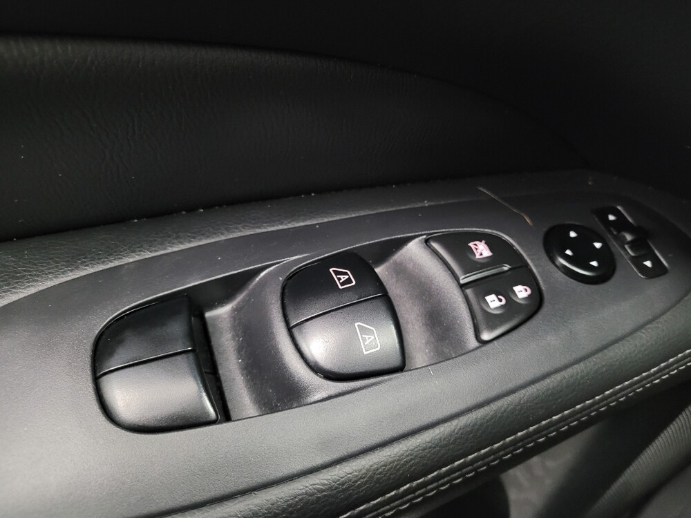 2018 Nissan Pathfinder in Antioch, TN 37013 - 18090483 27