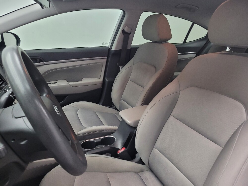 2017 Hyundai Elantra in Memphis, TN 38128 - 18090484 17