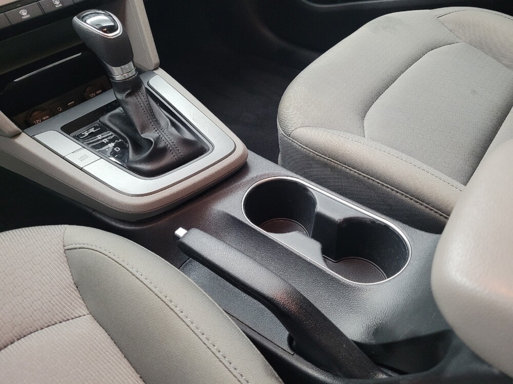 2017 Hyundai Elantra in Memphis, TN 38128 - 18090484 26