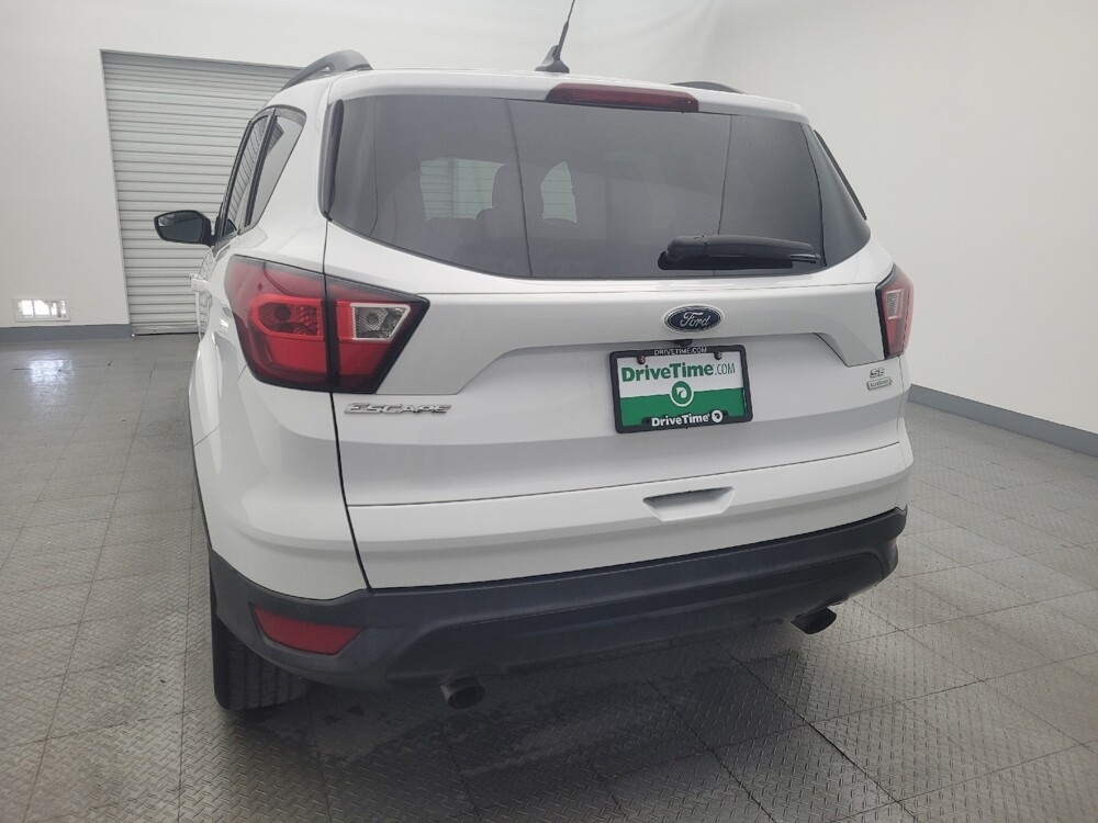 2019 Ford Escape in Houston, TX 77034 - 18090485 6