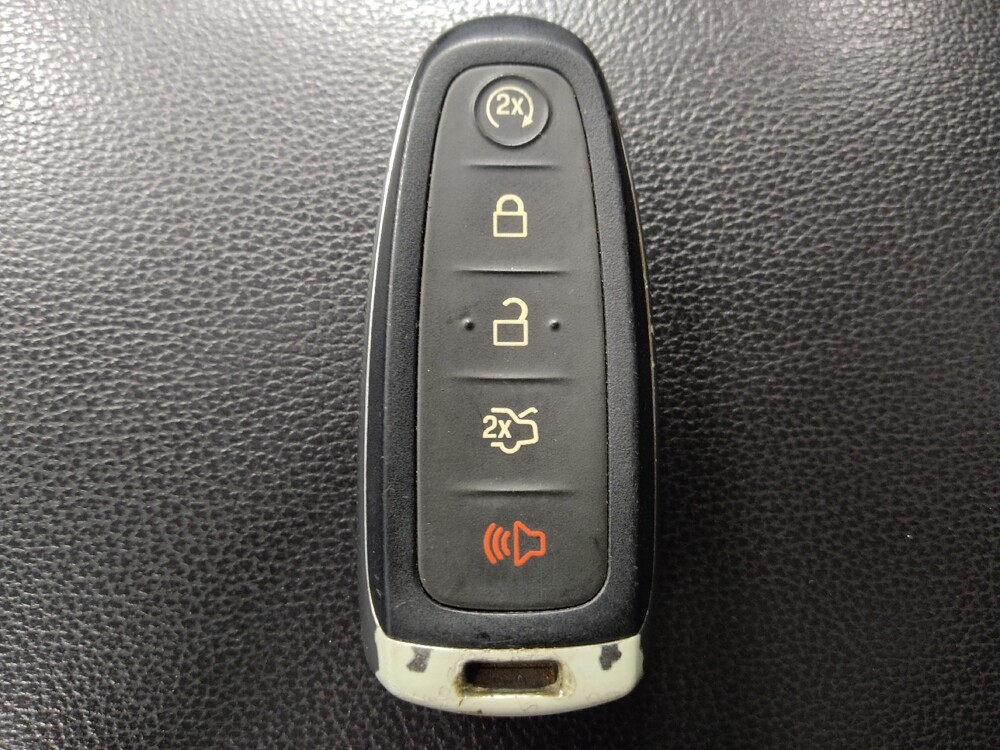 2019 Ford Escape in Houston, TX 77034 - 18090485 32