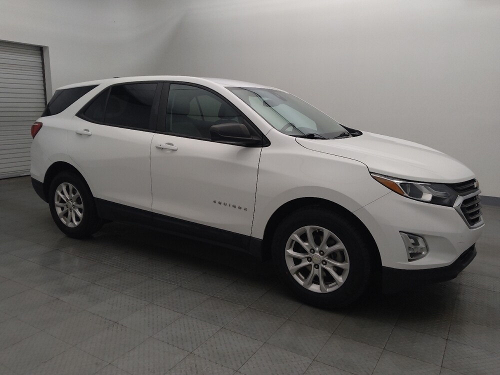 2020 Chevrolet Equinox in Houston, TX 77074 - 18090490 11