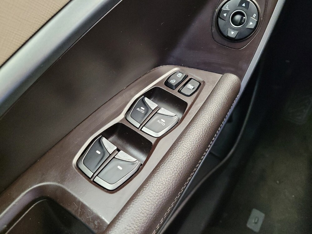 2017 Hyundai Santa Fe in Fairfield, OH 45014 - 18090499 27