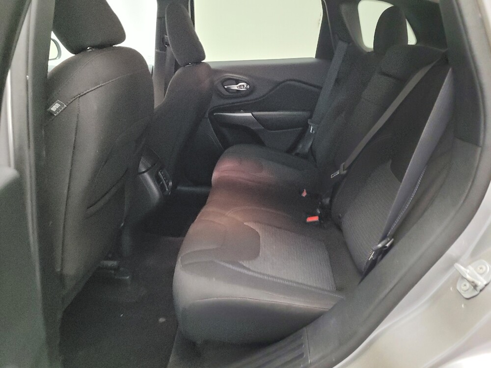 2019 Jeep Cherokee in Downey, CA 90241 - 18090504 18