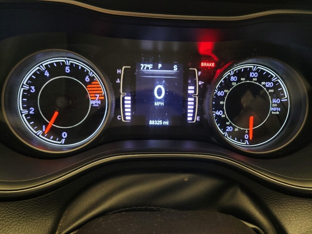 2019 Jeep Cherokee in Downey, CA 90241 - 18090504 23