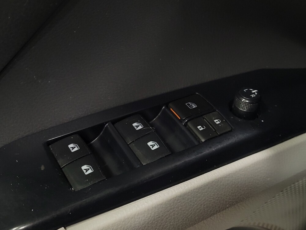 2018 Toyota Camry in Laurel, MD 20724 - 18090516 27